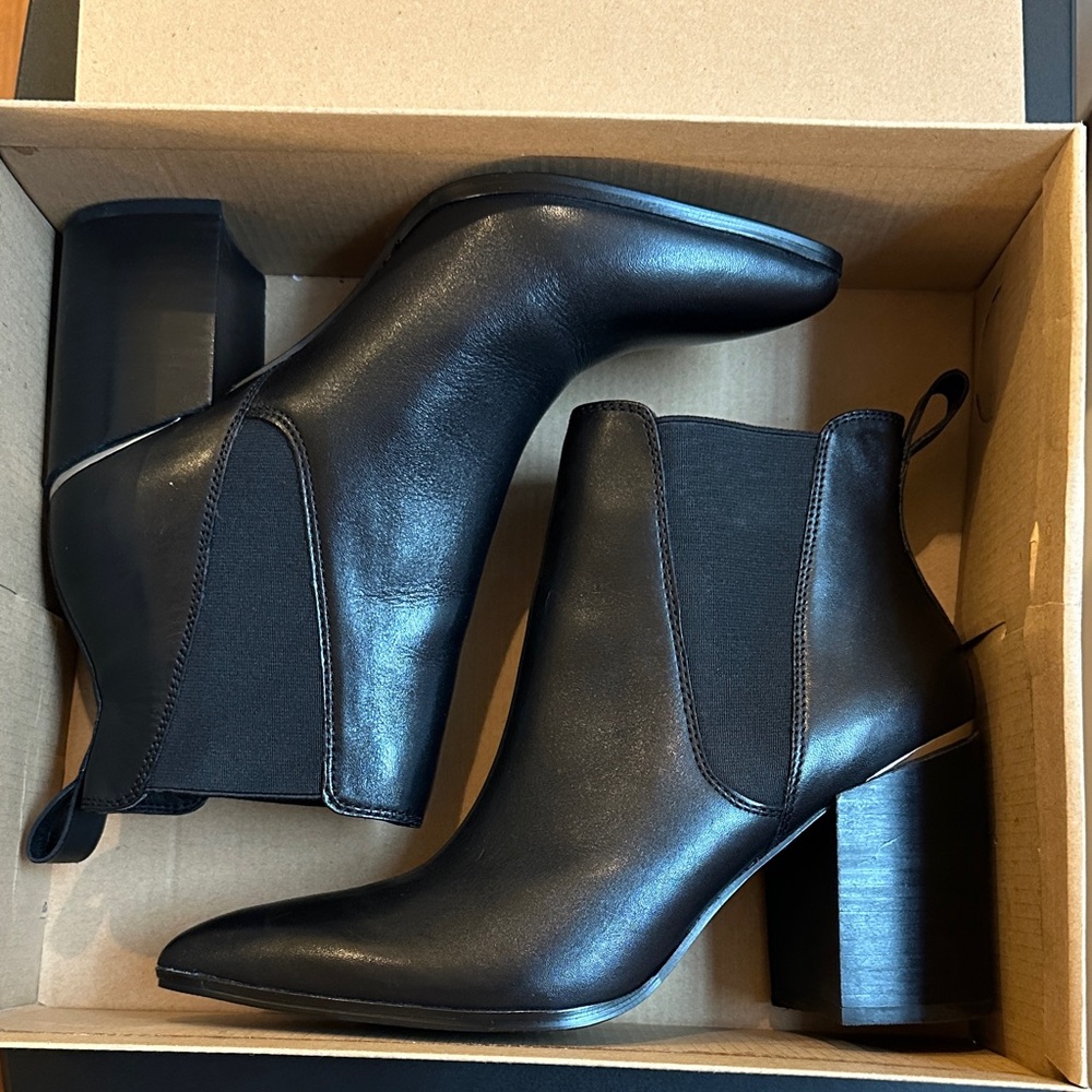 Steve Madden Sleek Black Ankle Booties